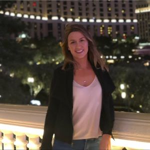 Meet your Posher, Melissa